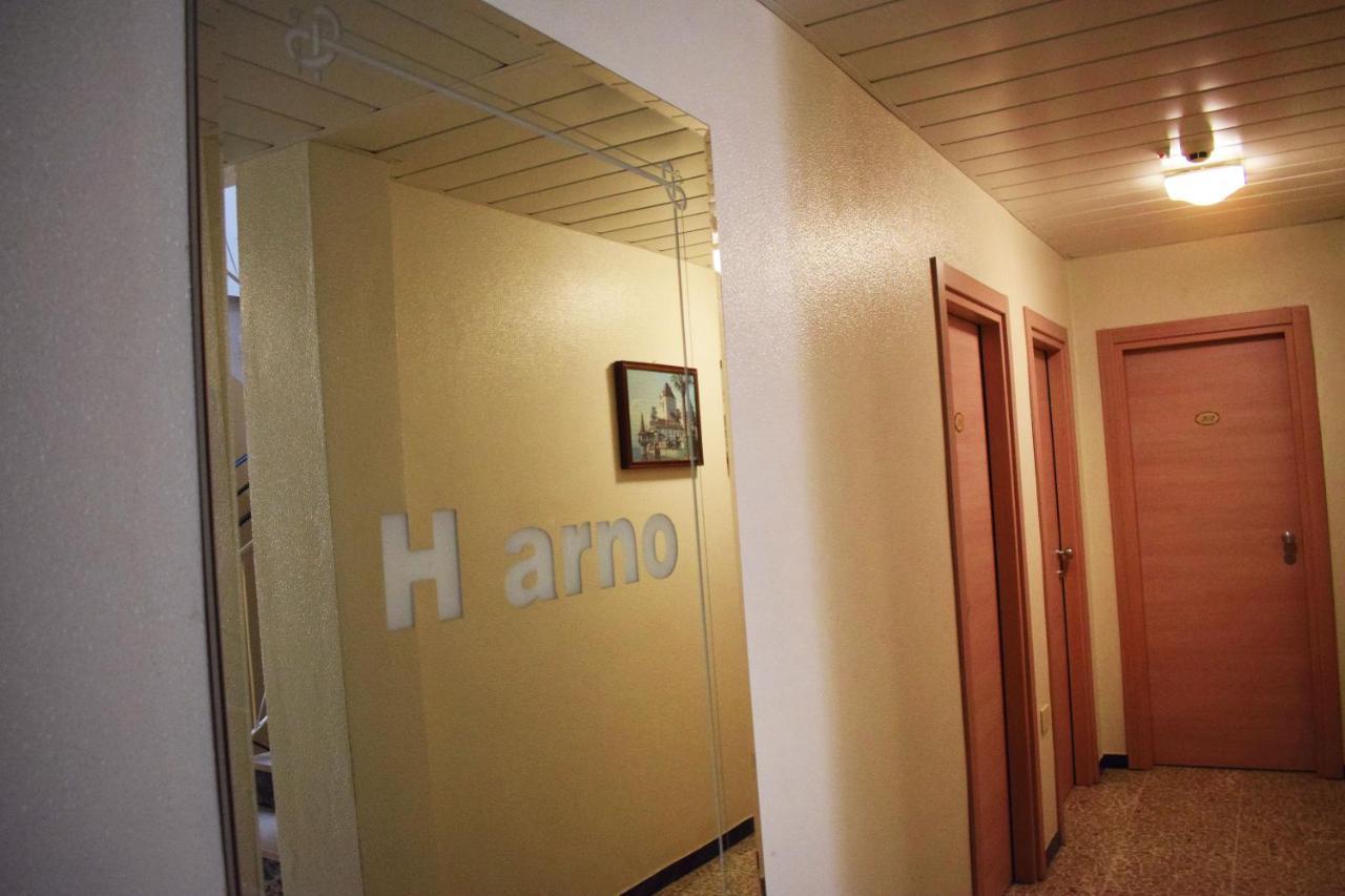 Hotel Arno Misano Adriatico Exterior foto